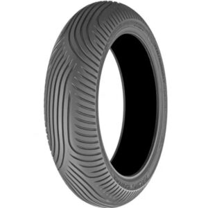 Bridgestone E08Z 180/640R17 NHS TL YEK: SUPERFICIE MUY MOJADA