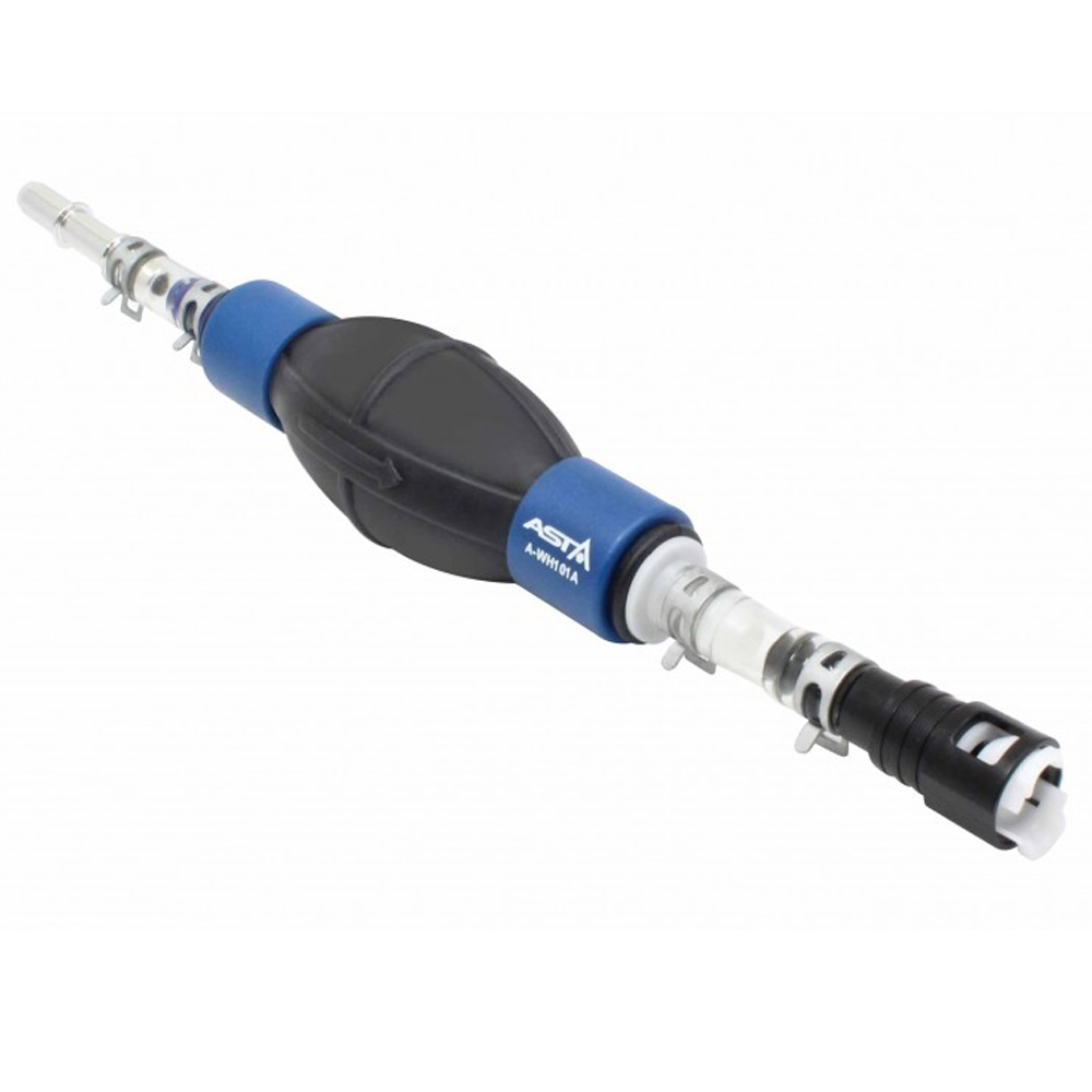 Bomba manual de goma negra y azul marca ASTA A-WH101A para purgar aire en sistemas diesel con conectores rápidos universales