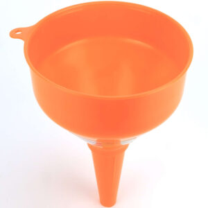 Embudo de plástico naranja de 200mm con filtro de red y asa lateral para trasvase de líquidos.