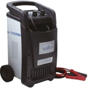 Cargador y arrancador de baterías 12V y 24V profesional con ruedas y panel analógico Satra S-THOR600