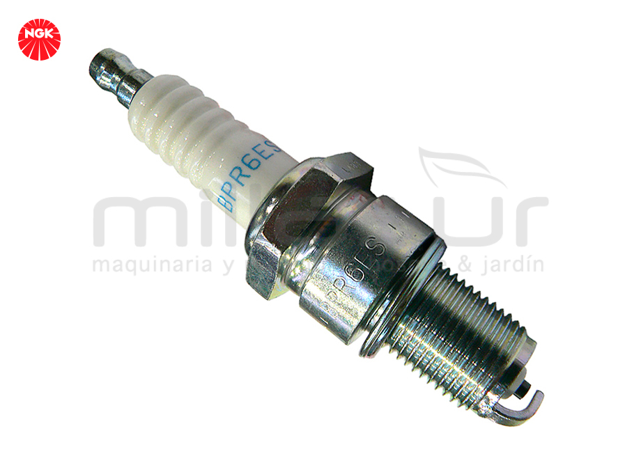 99-113 Bujia Ngk BPR6ES Cuello Largo Para Llave DE 21 - Reymotor