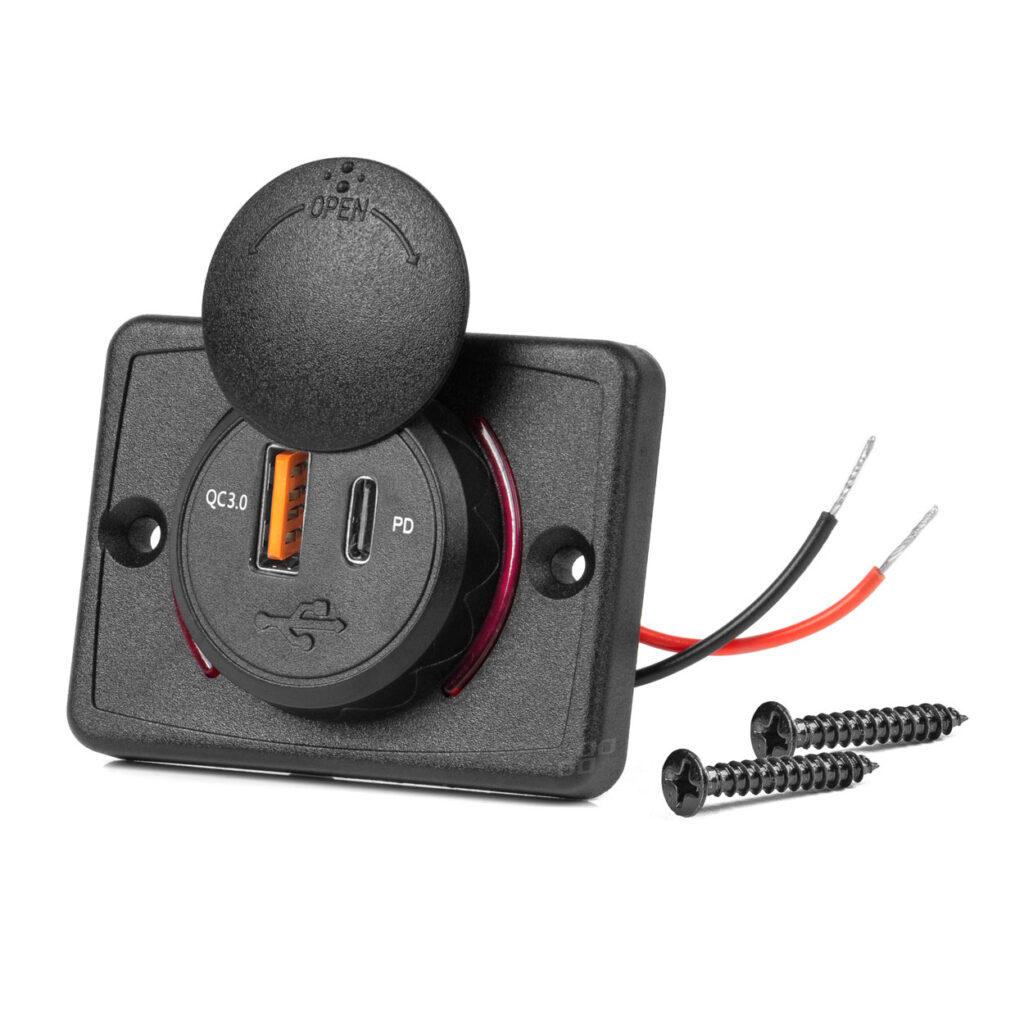 Cargador de teléfono impermeable de forma cuadrada con retroiluminación LED ROJA USB + USB C QC3.0 12/24V AMIO - imagen principal