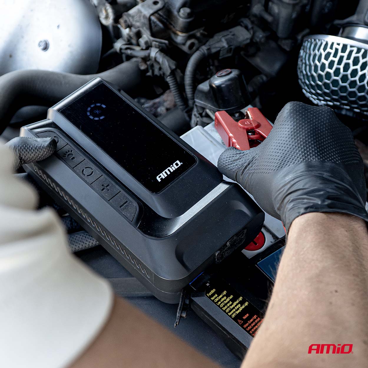 Arrancador de batería 4 en 1 12V 12Ah 1600A 04677 AMIO - detalle 2