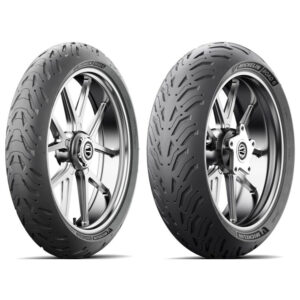Juego de neumáticos MICHELIN ROAD 6: delantero y trasero